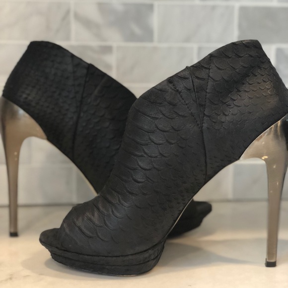 BCBG open toe and side bootie - Picture 2 of 2